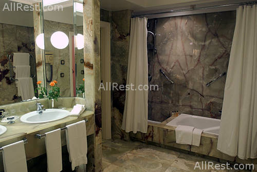 Hotel Maria Cristina 5